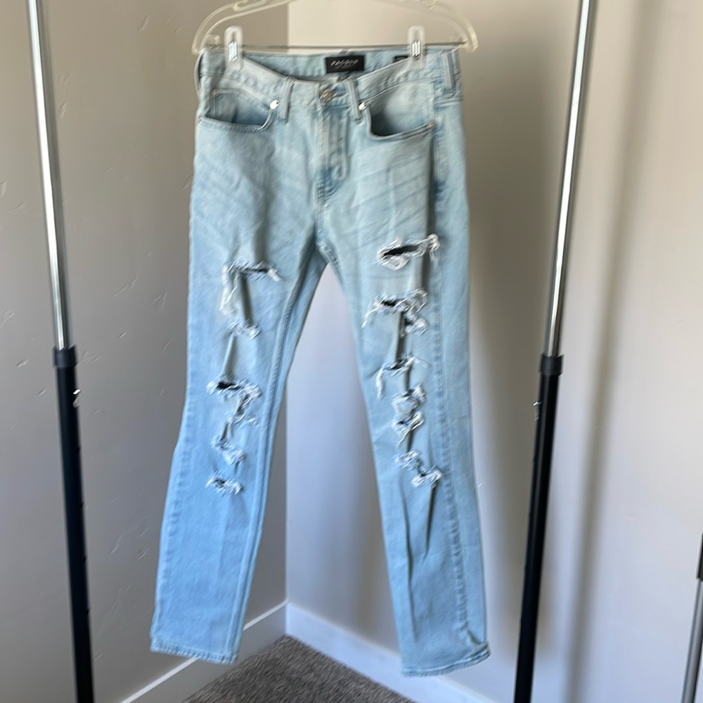 PacSun light wash skinny jeans 30x32 distressed